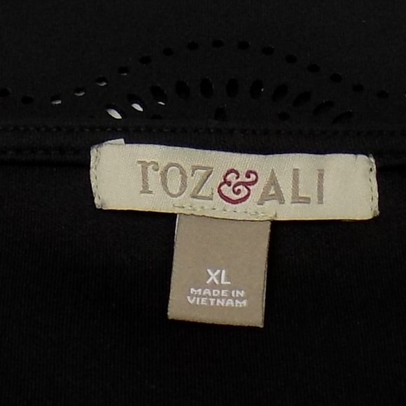 Roz & Ali Black Short Sleeve Blouse Size XL - Picture 6 of 7